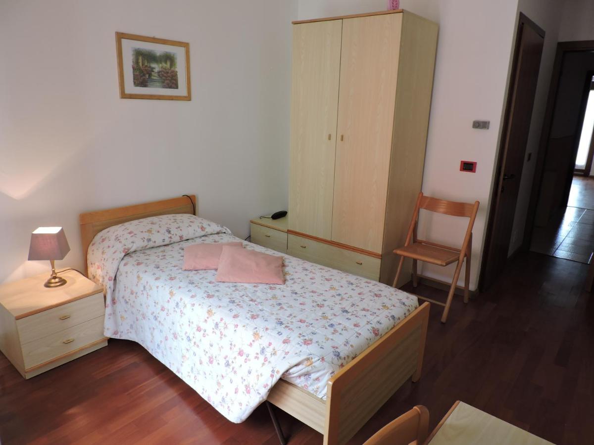 Hotel Zeni 布伦托尼克 外观 照片